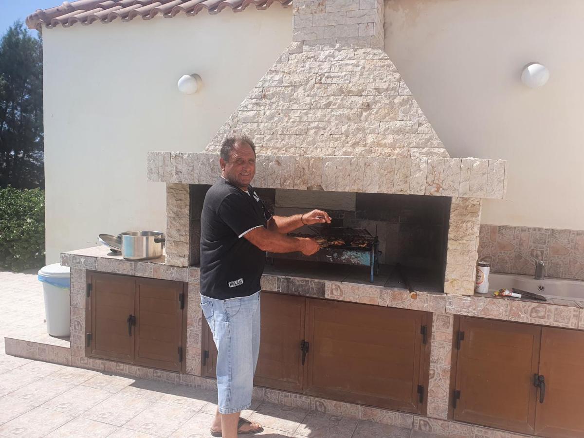 Larnaca Mansion Ideal For 3 Families Or More Exteriér fotografie