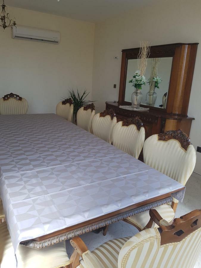 Larnaca Mansion Ideal For 3 Families Or More Exteriér fotografie